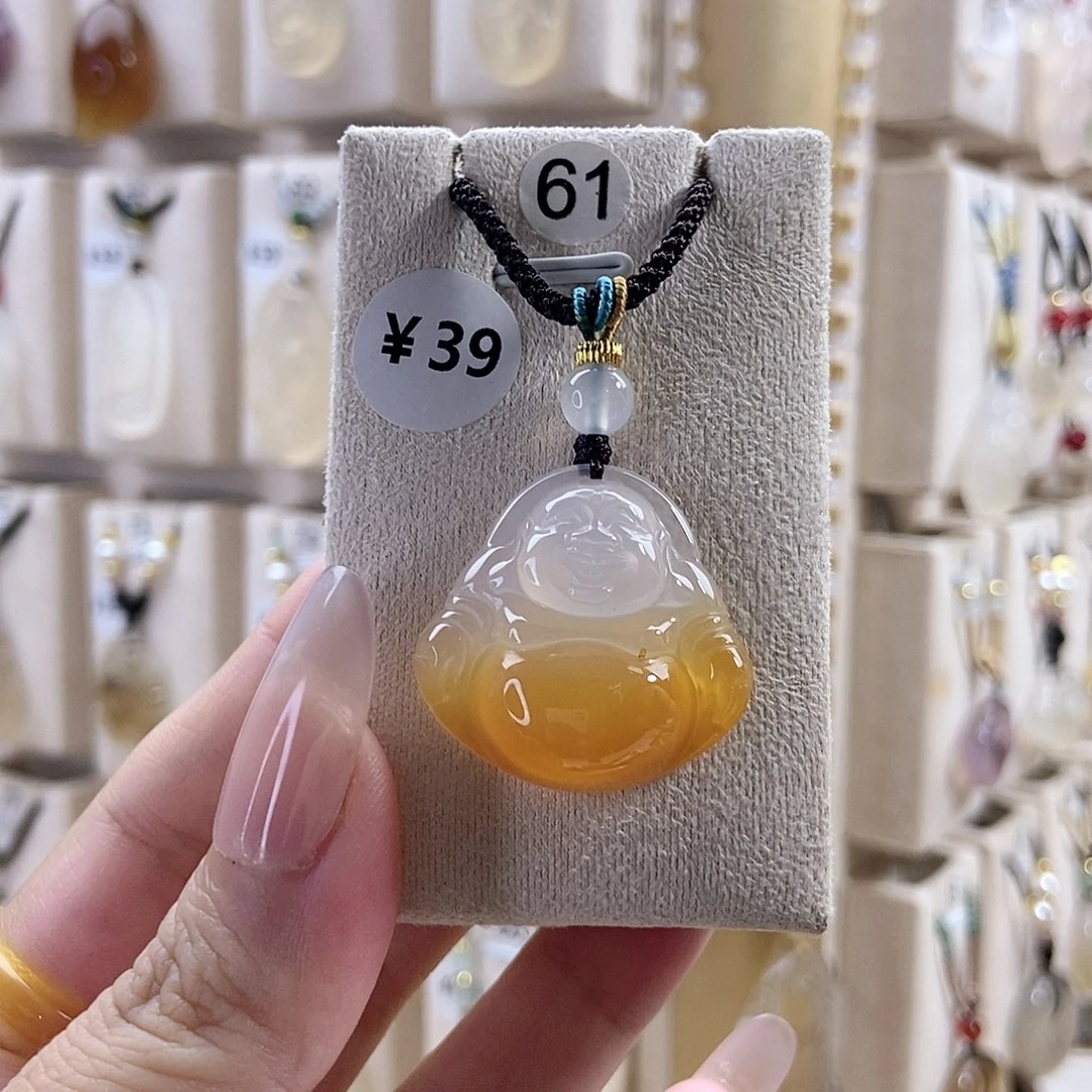 中***号玛瑙/玉髓未镶嵌颈饰