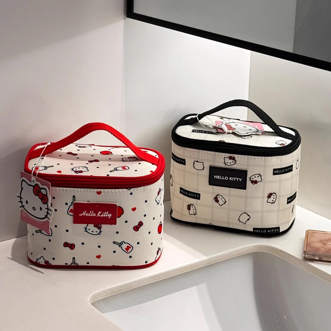 2025新款可爱卡通kt印花化妆手提包大容量旅行洗漱包化妆品收纳女