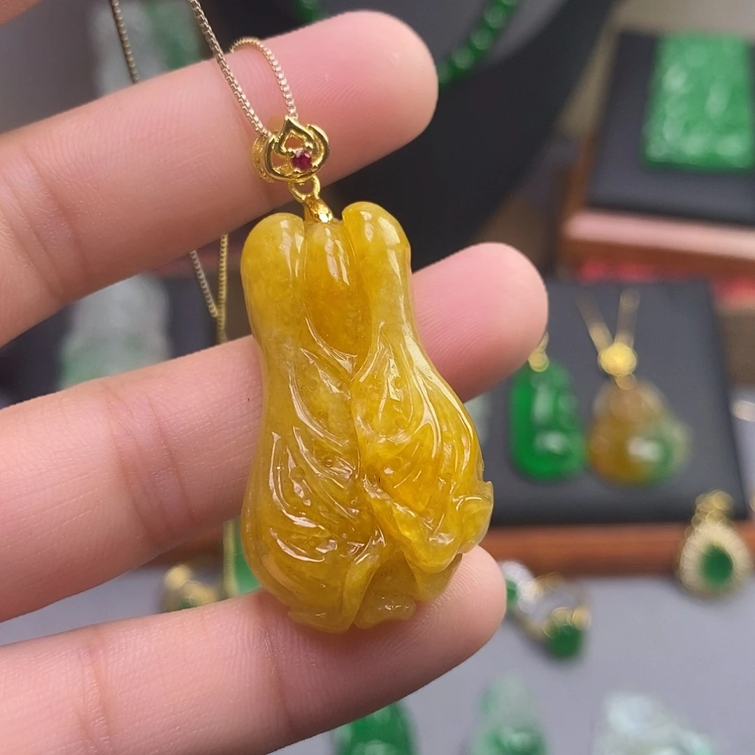 吊坠(赠链)未镶嵌翡翠