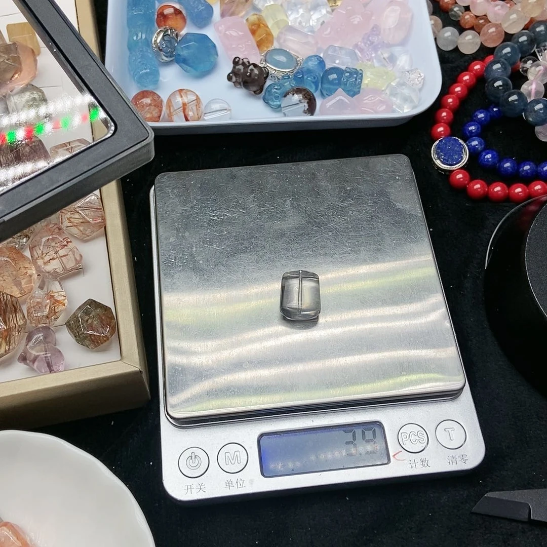 水晶手串未镶嵌好**?蓝针