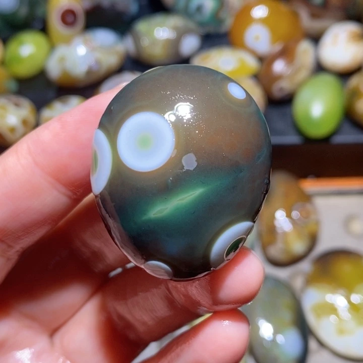 未镶嵌玛瑙/玉髓珠宝半成品37