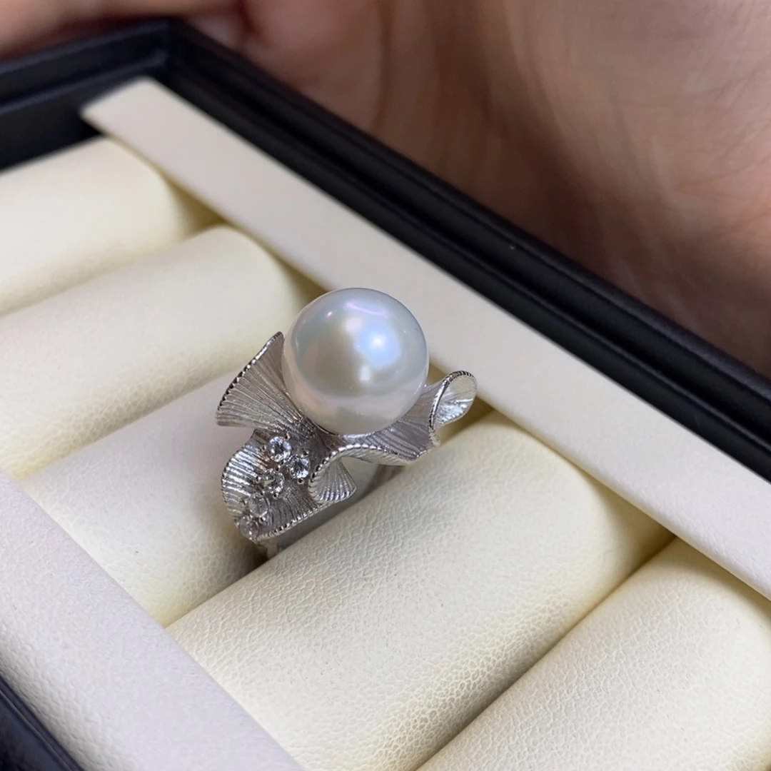 银S925镶嵌淡水珍珠戒指