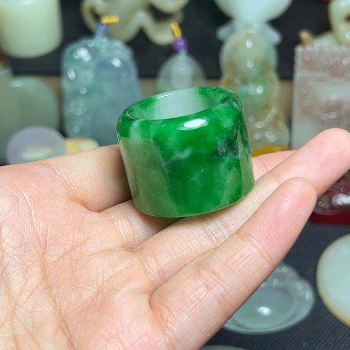 吊坠滴血莲花菩提