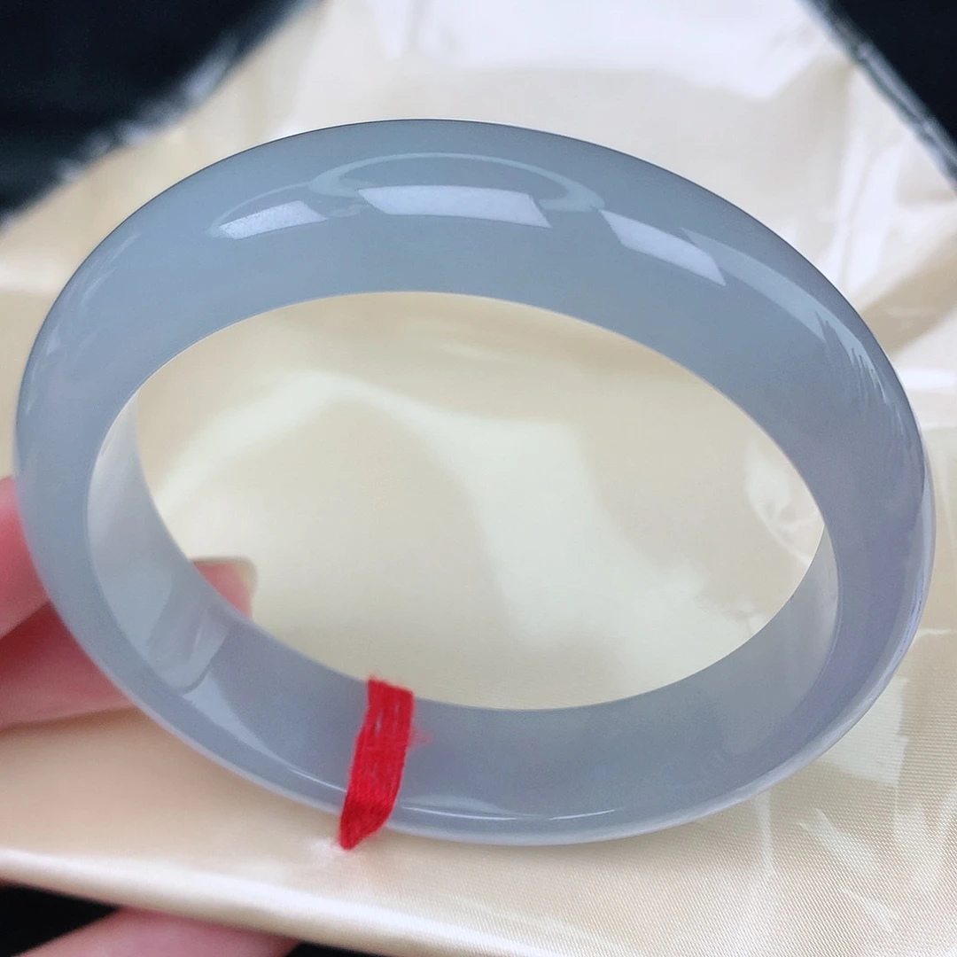 未镶嵌手镯翡翠天然