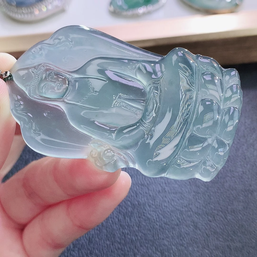 翡翠18K金镶嵌挂件翡翠