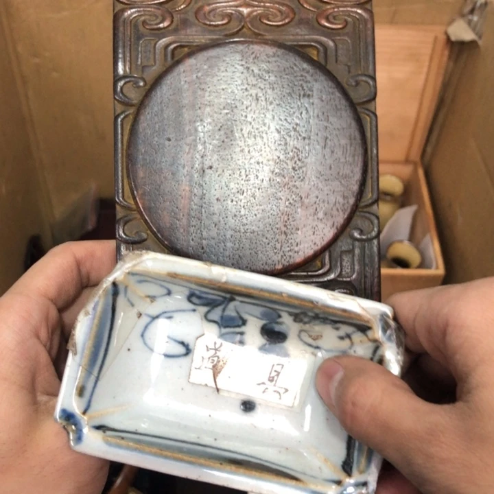 陶瓷孤品单件车里拍