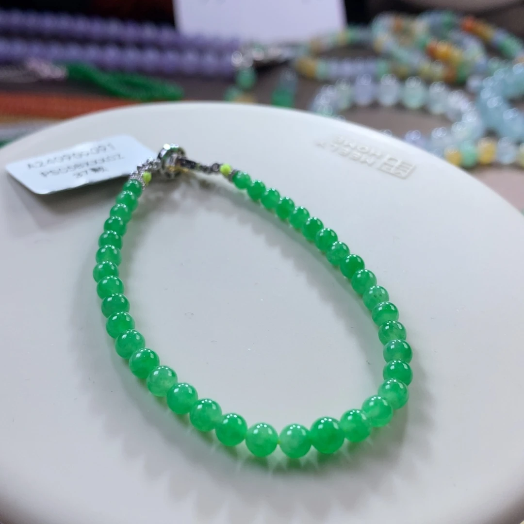 翡翠手链未镶嵌翡翠冰甜阳绿卡4+