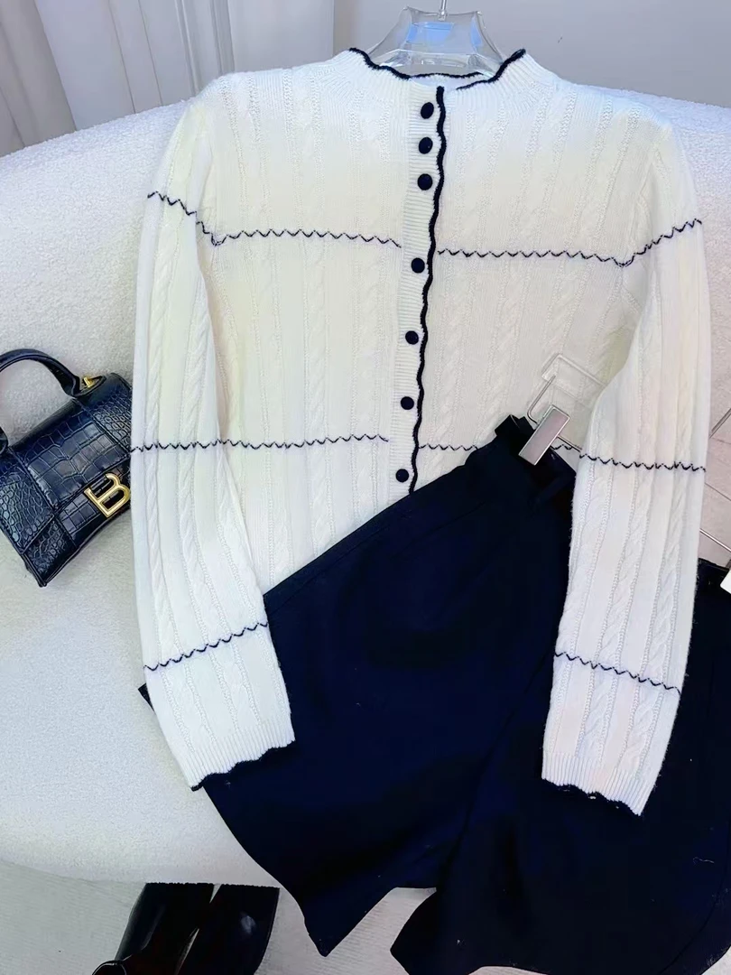 冬季新款时尚重工排扣工艺羊毛衫-83369