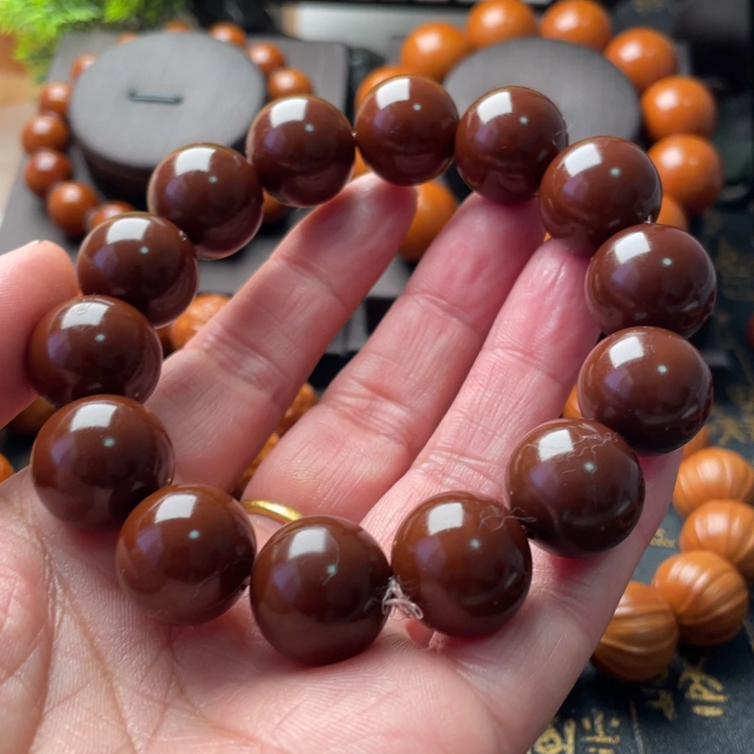 v***j吊坠橄榄核橄榄1.7