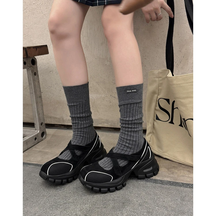 25新款夏日百搭防滑运动舒适透气魔术贴玛丽珍增高运动凉鞋黑色