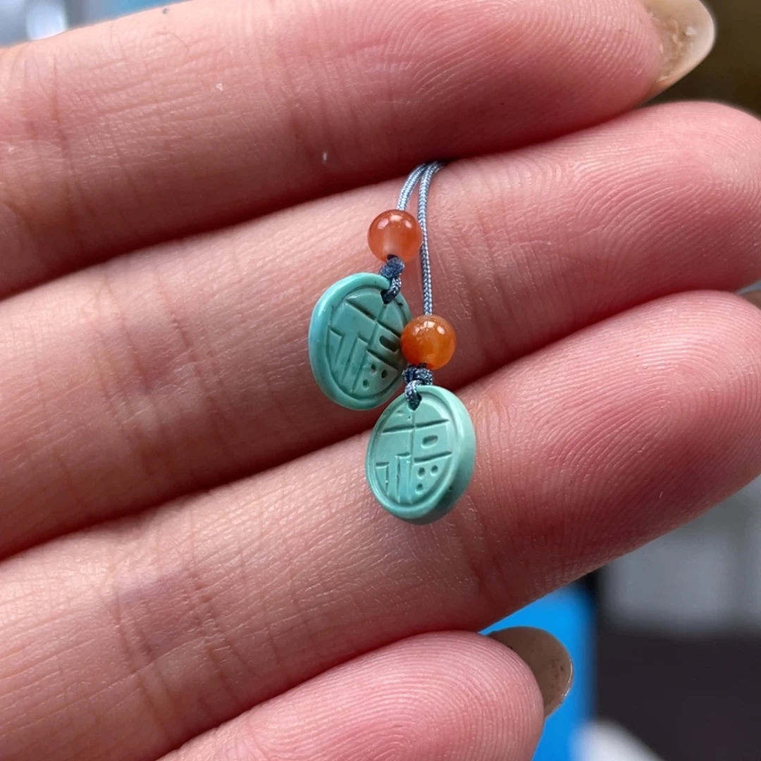 绿松石未镶嵌挂件