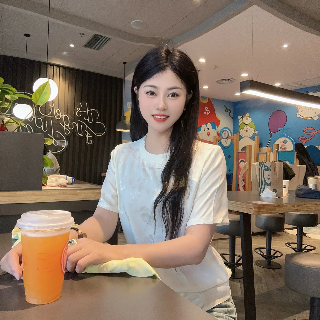 新中式气质时尚暗纹提花气质斜襟小盘扣圆领流苏T恤