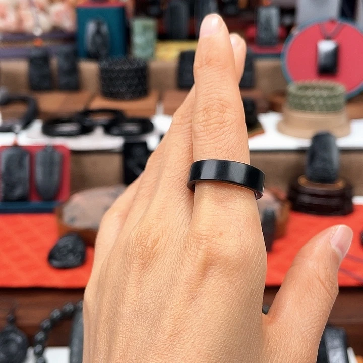 過****和田玉未镶嵌戒指特价17.5直径