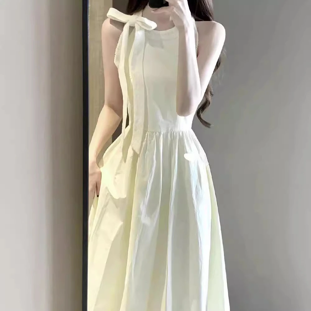 学院风初恋约会小白裙蝴蝶结挂脖收腰气质连衣裙女学生夏日中长裙