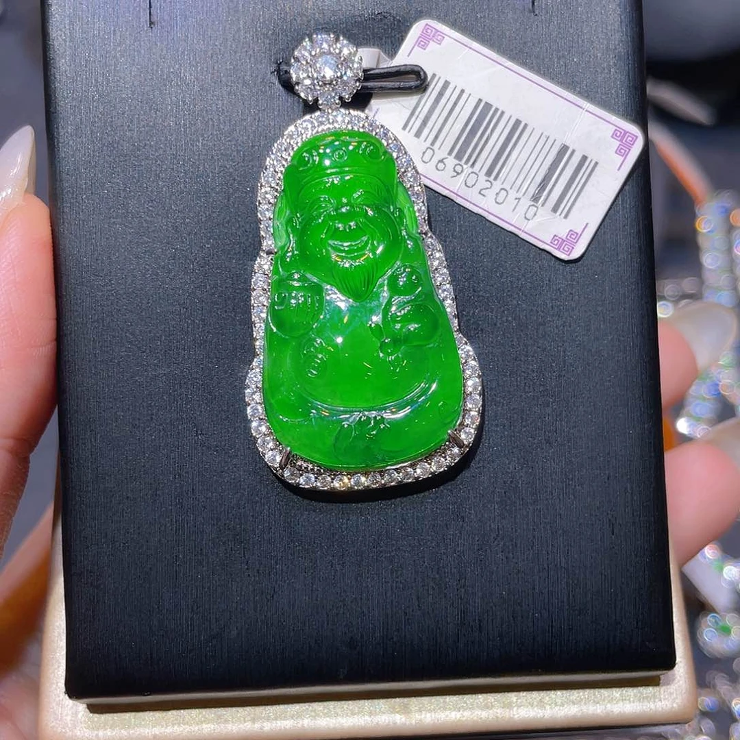 吊坠(赠链)未镶嵌翡翠云**轻