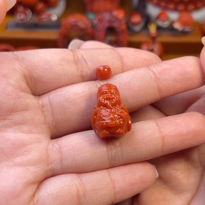 天***哦未镶嵌川料瓦西财神南红玛瑙