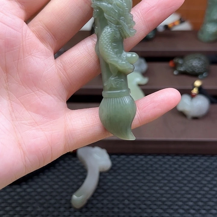 和田玉未镶嵌吊坠(不含链)