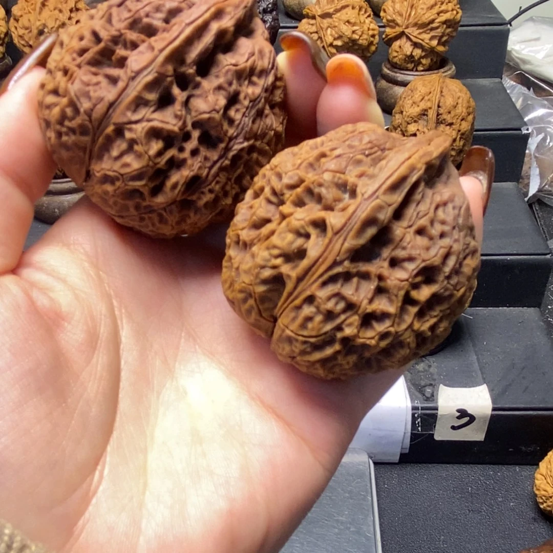 吊坠文玩核桃铁臂将军膀。