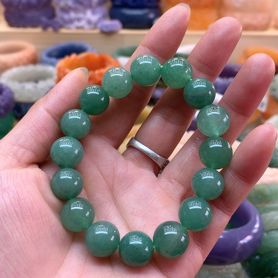 未镶嵌手镯石英质玉