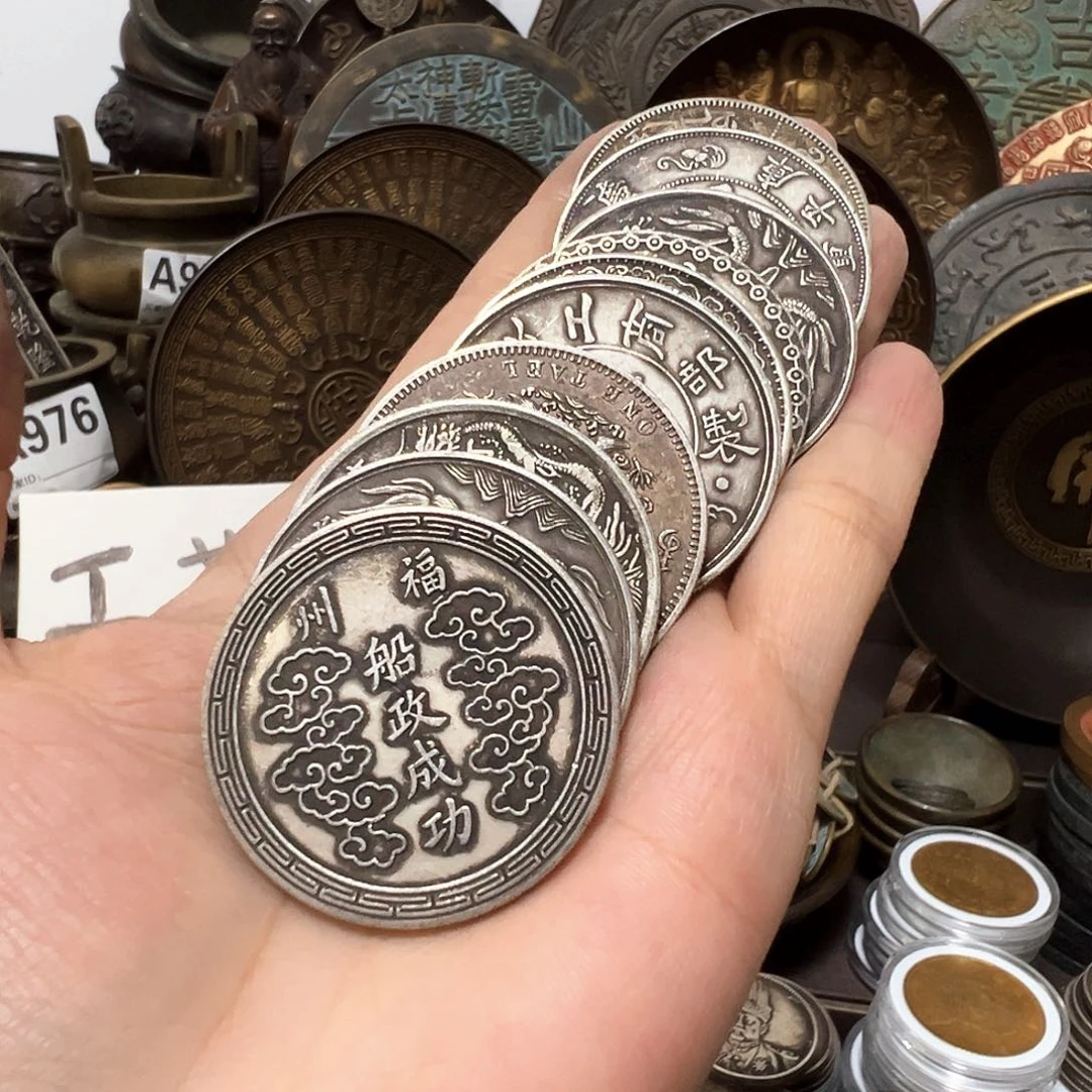 金属复古风格摆件