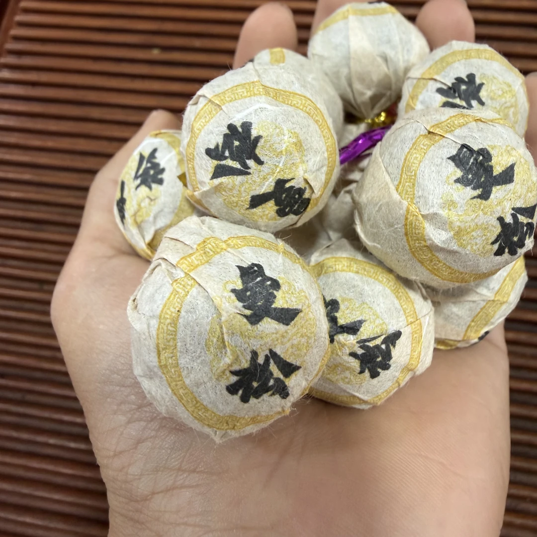 2018年曼松龙珠6g*20颗普洱茶生茶