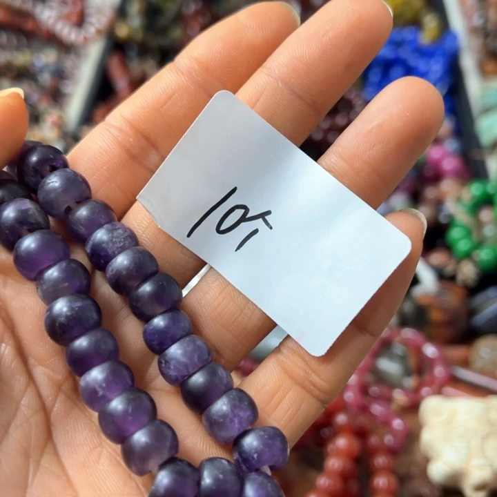 和田玉（糖玉）颈饰未镶嵌日***?