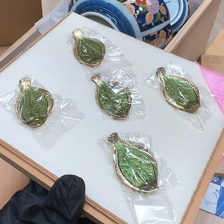 C***C瓷片噗哈哈哈哈哈哈哈哈哈