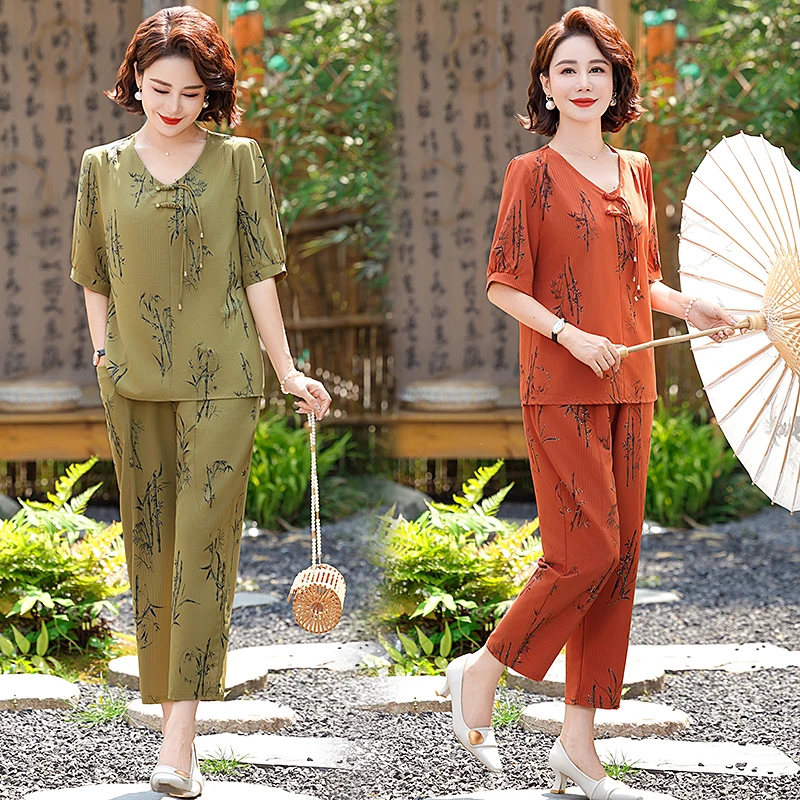 妈妈装夏装套装2025新款中老年人洋气短袖T恤女九分裤大码两件套