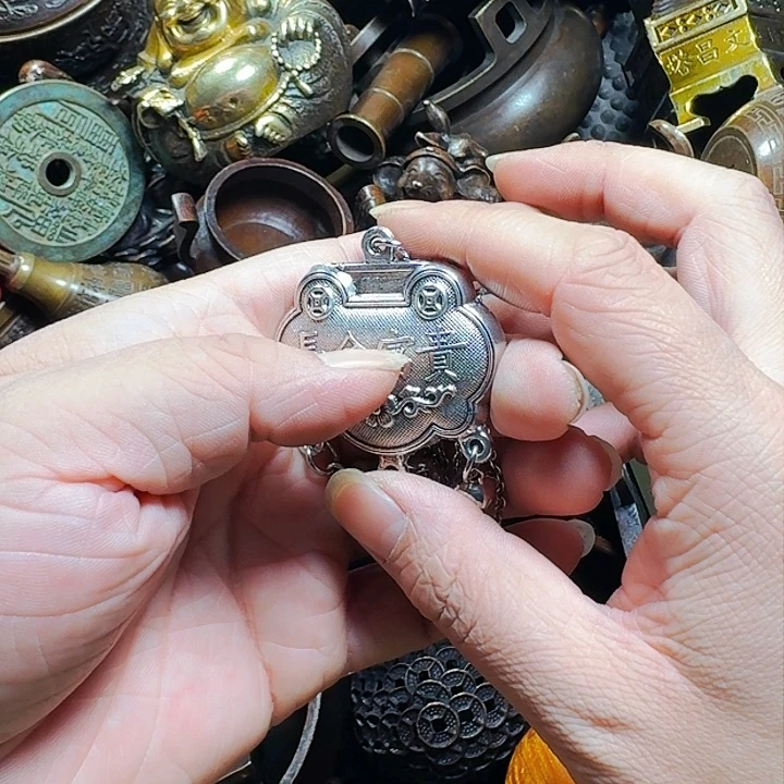 铜器摆件收收藏藏