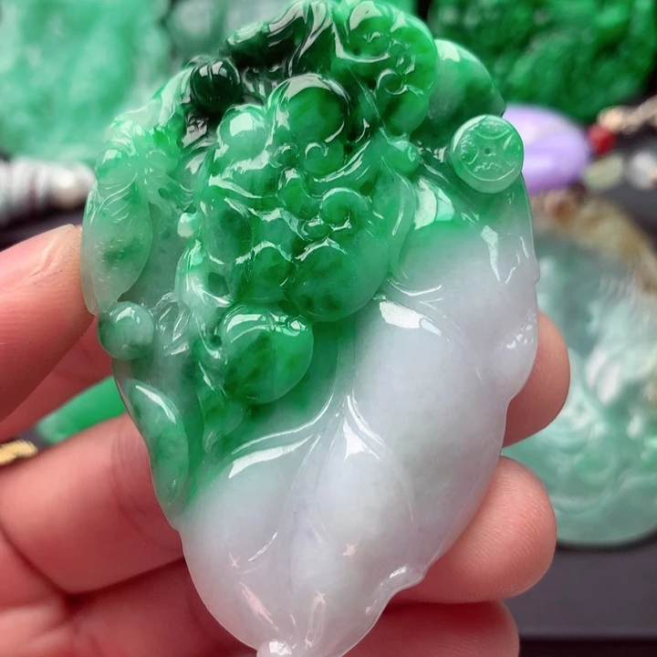 翡翠未镶嵌吊坠(不含链)