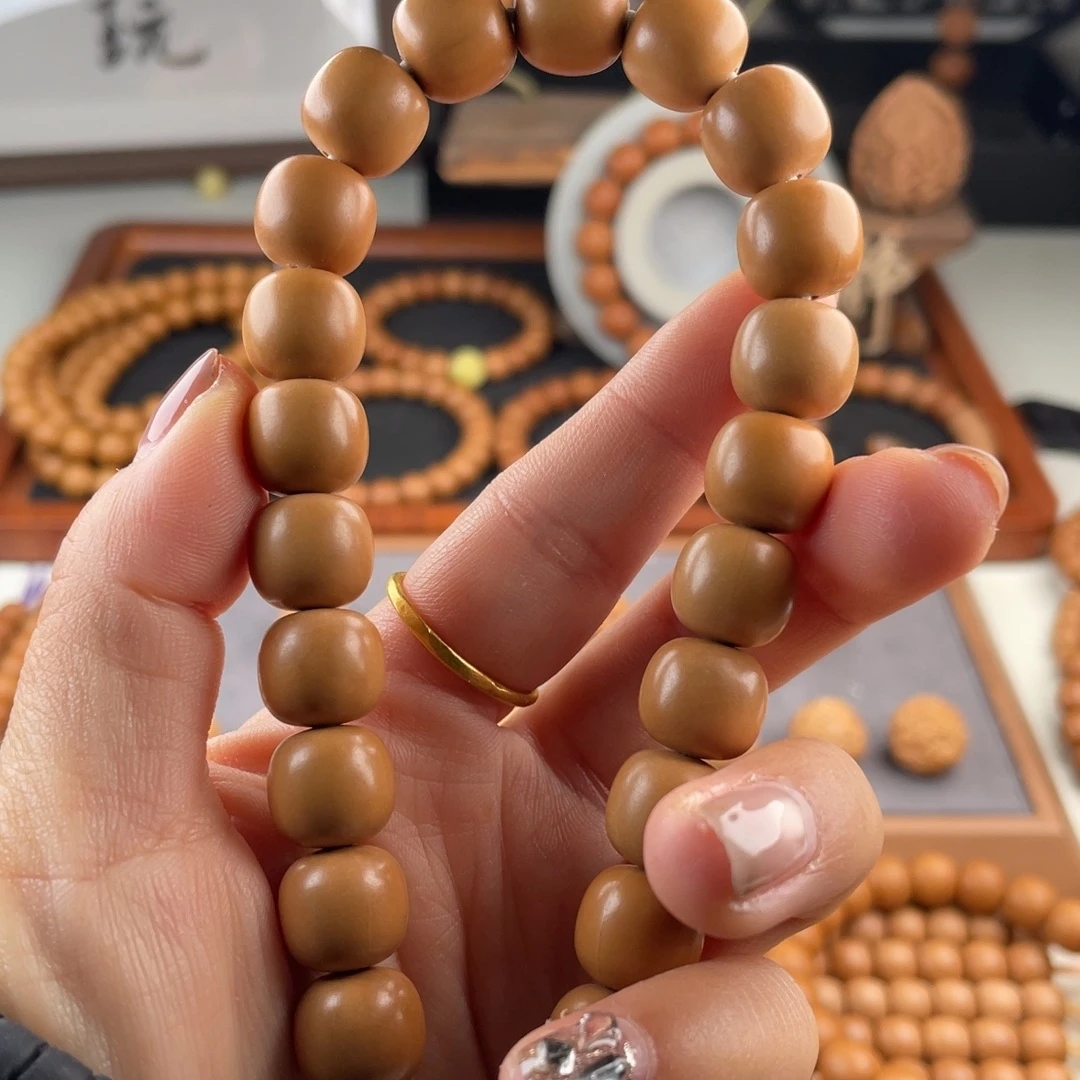 熊****吊坠猴头核桃全品龙岩老型