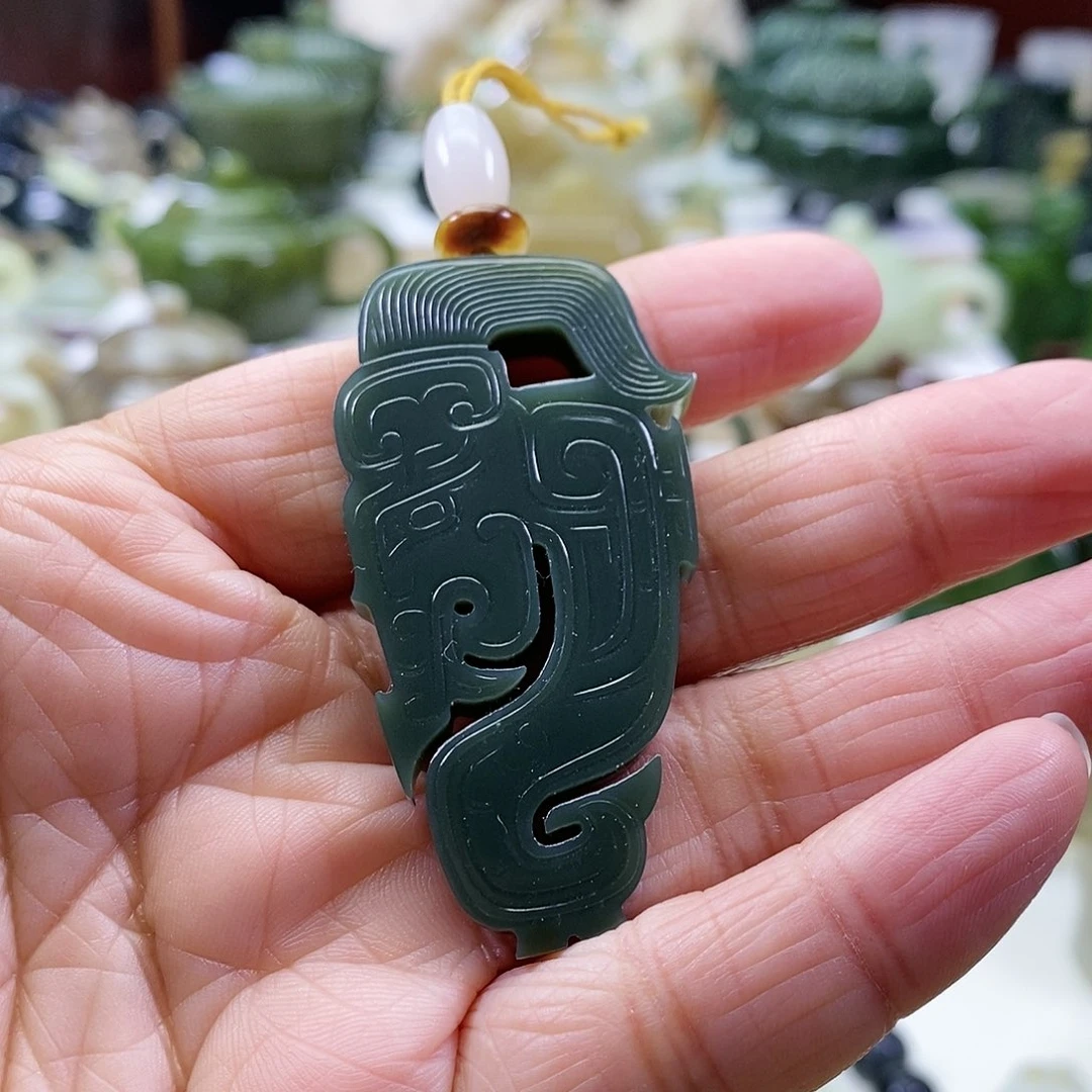 和田玉挂件未镶嵌枫**秋