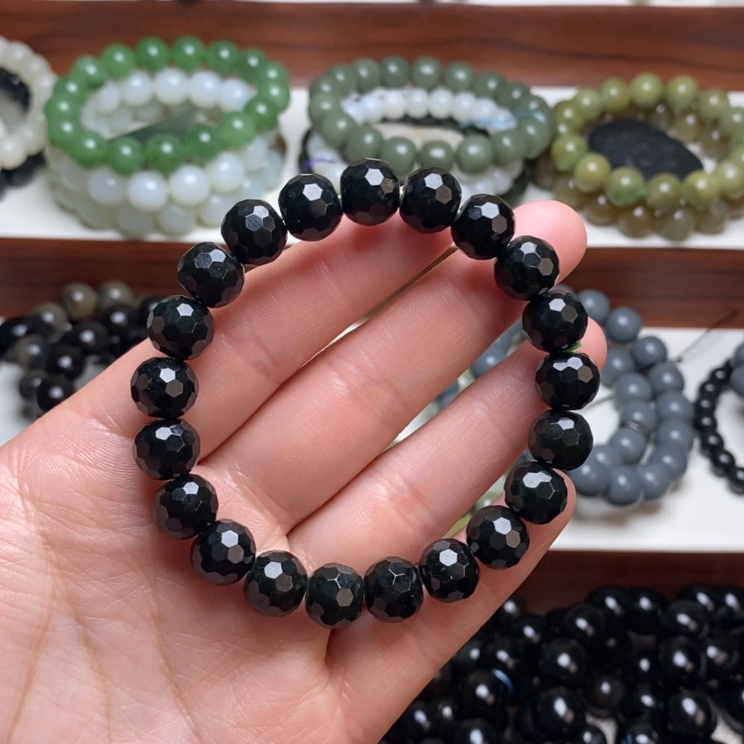 和田玉未镶嵌手串