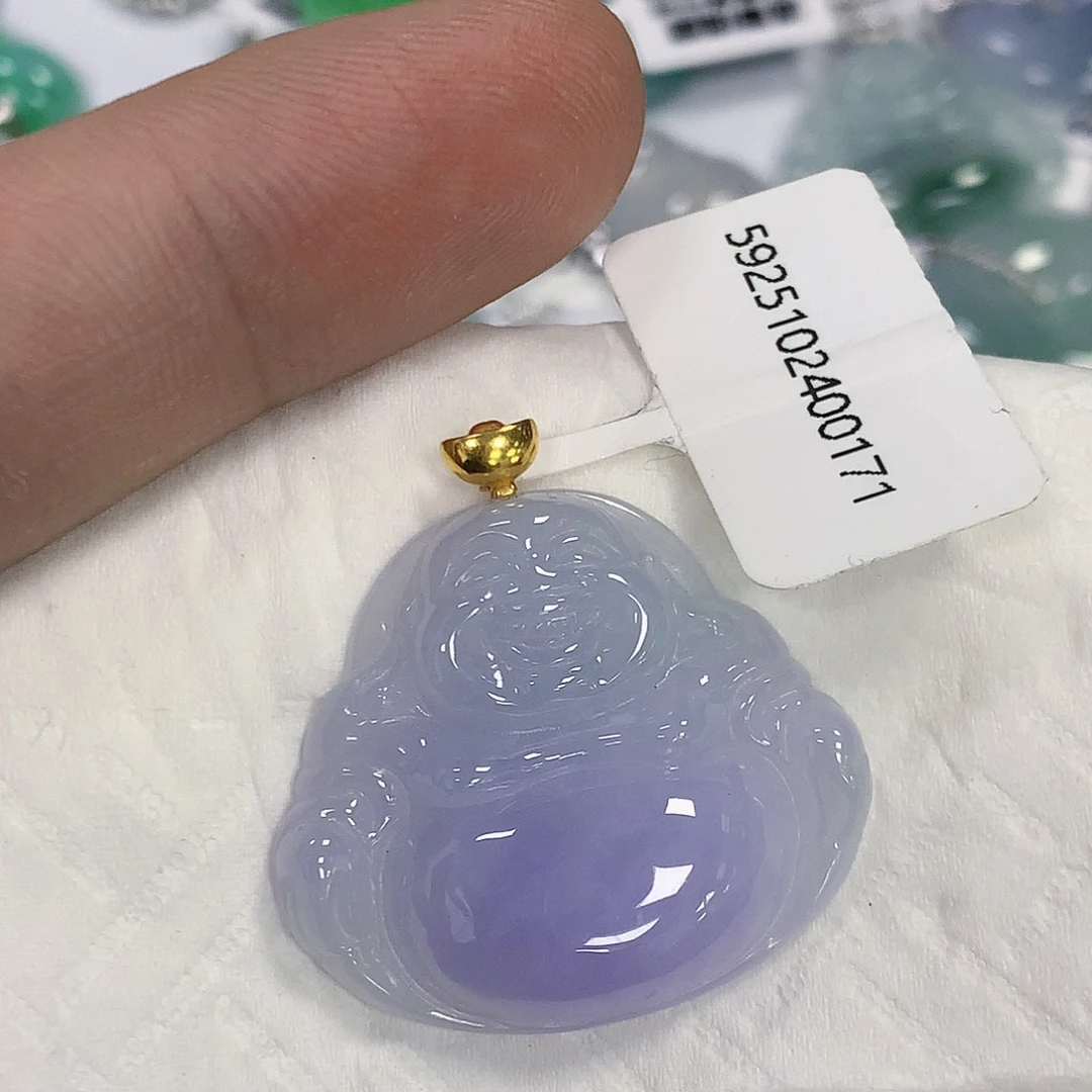 颈饰18K金镶嵌翡翠