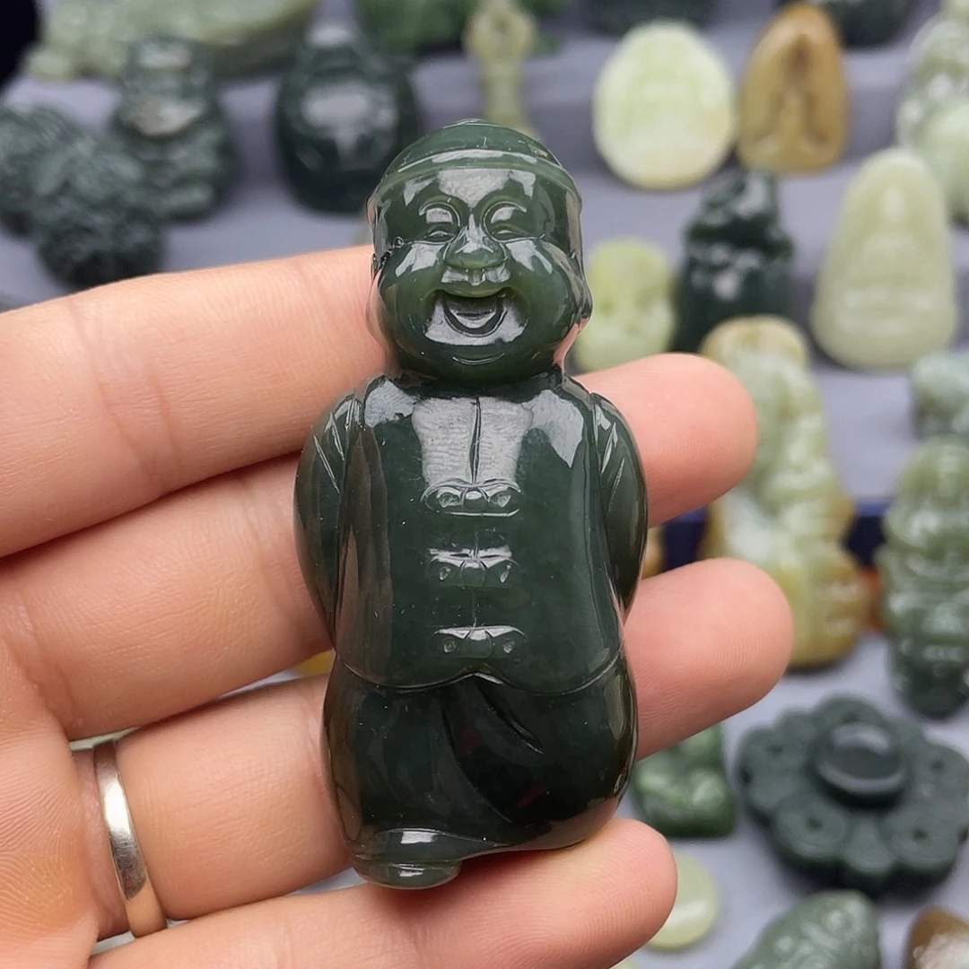 未镶嵌和田玉把件