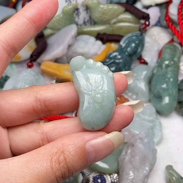 未镶嵌挂件翡翠翡翠