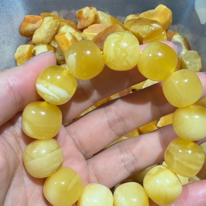 定制琥珀未镶嵌蜜蜡