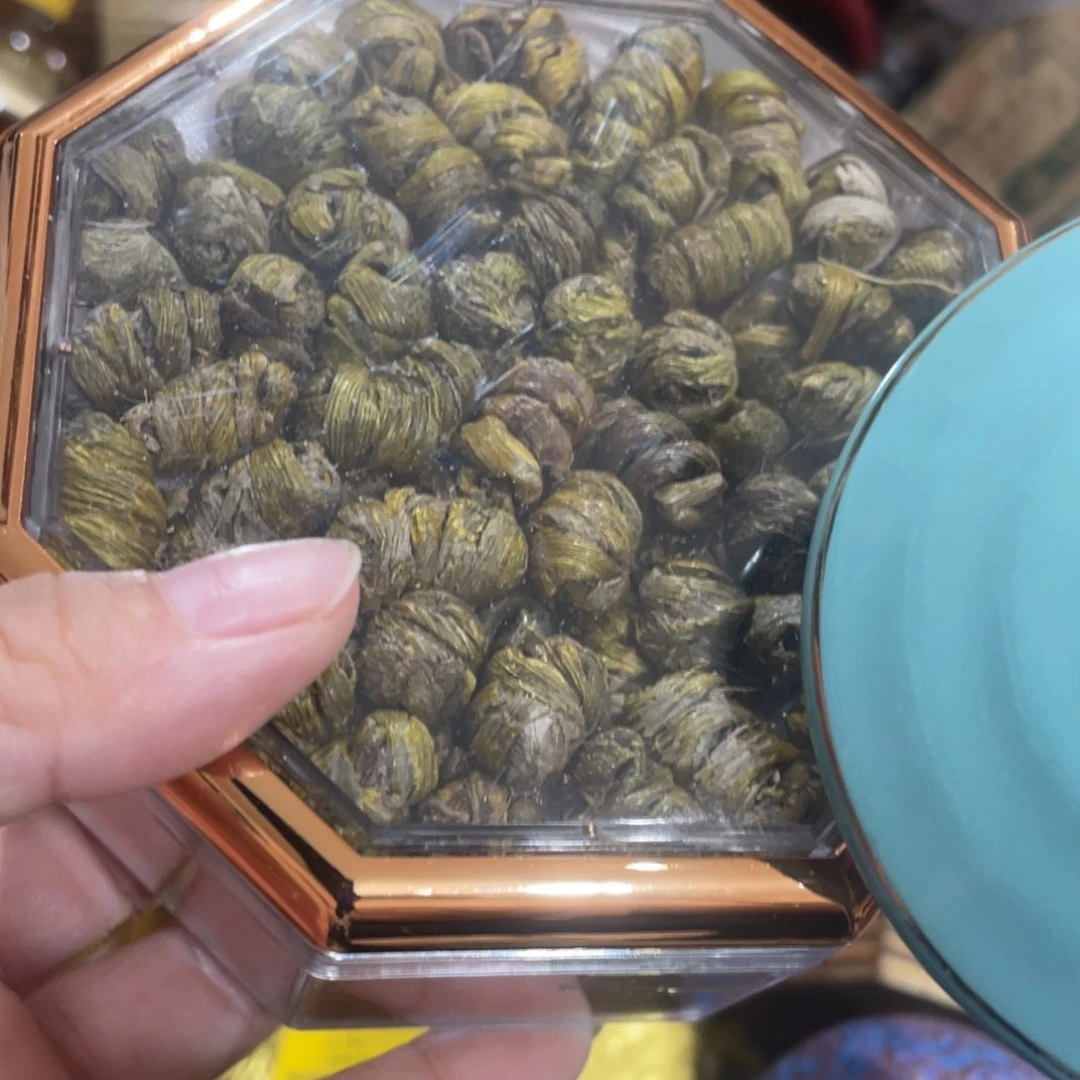 紫砂我们的目标是成为一个优秀的人和