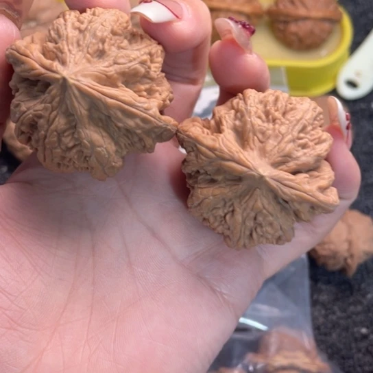 用***8吊坠文玩核桃大粗筋75