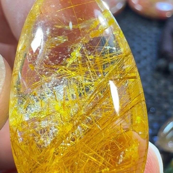 水晶吊坠(不含链)未镶嵌一**阳