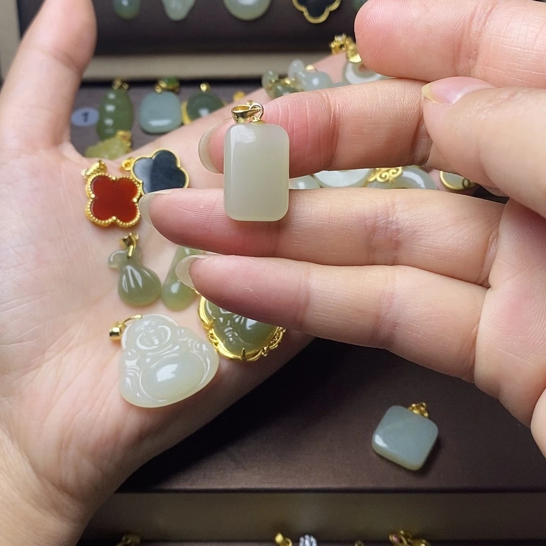 和田玉颈饰银S925镶嵌