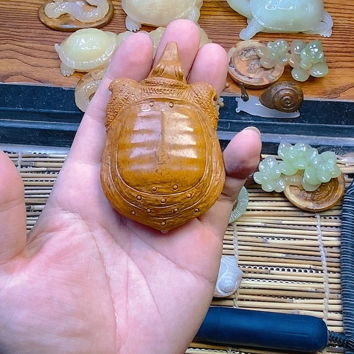 【闪购商品】砖雕圣****具天然一体雕刻