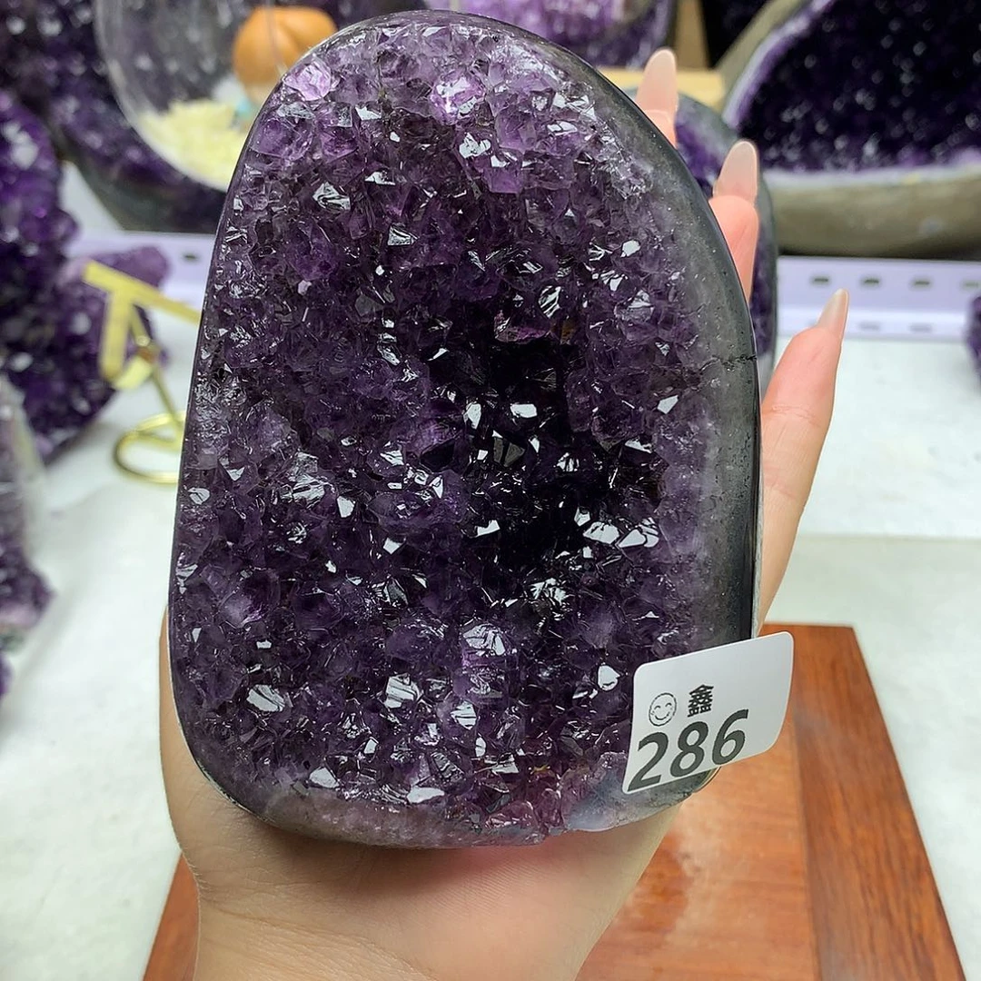 未镶嵌大型摆件（非配饰）水晶