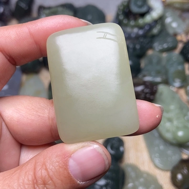 和田玉和田玉未镶嵌