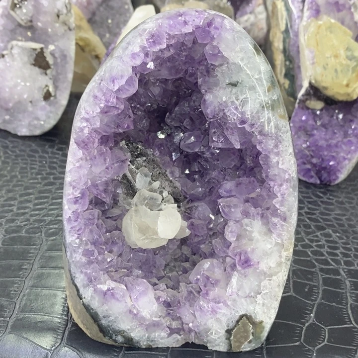 未镶嵌珠宝半成品紫晶