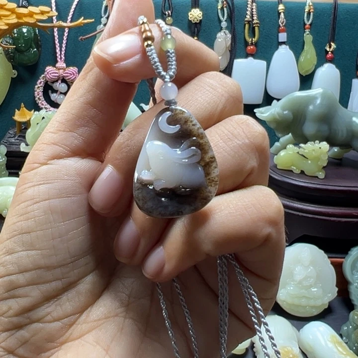 未镶嵌手链和田玉“****?