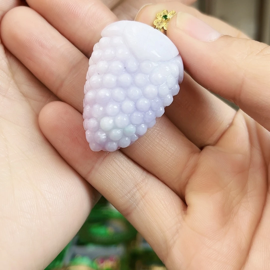 翡翠颈饰未镶嵌吊坠