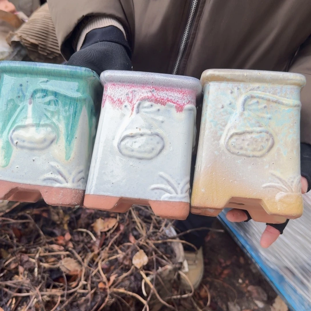 紫砂公道杯口12.5高16（三个莲子方