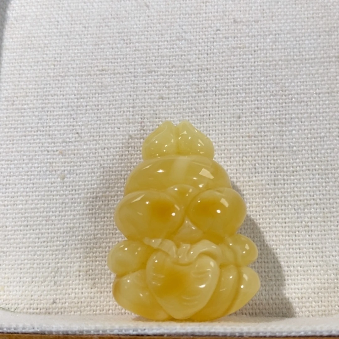 蜜蜡未镶嵌裸石定制