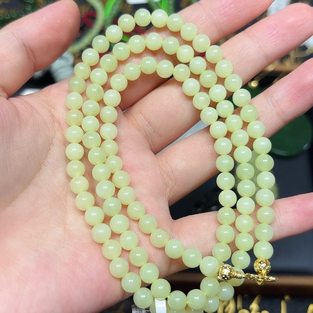 和田玉未镶嵌颈饰黄口卡6 108